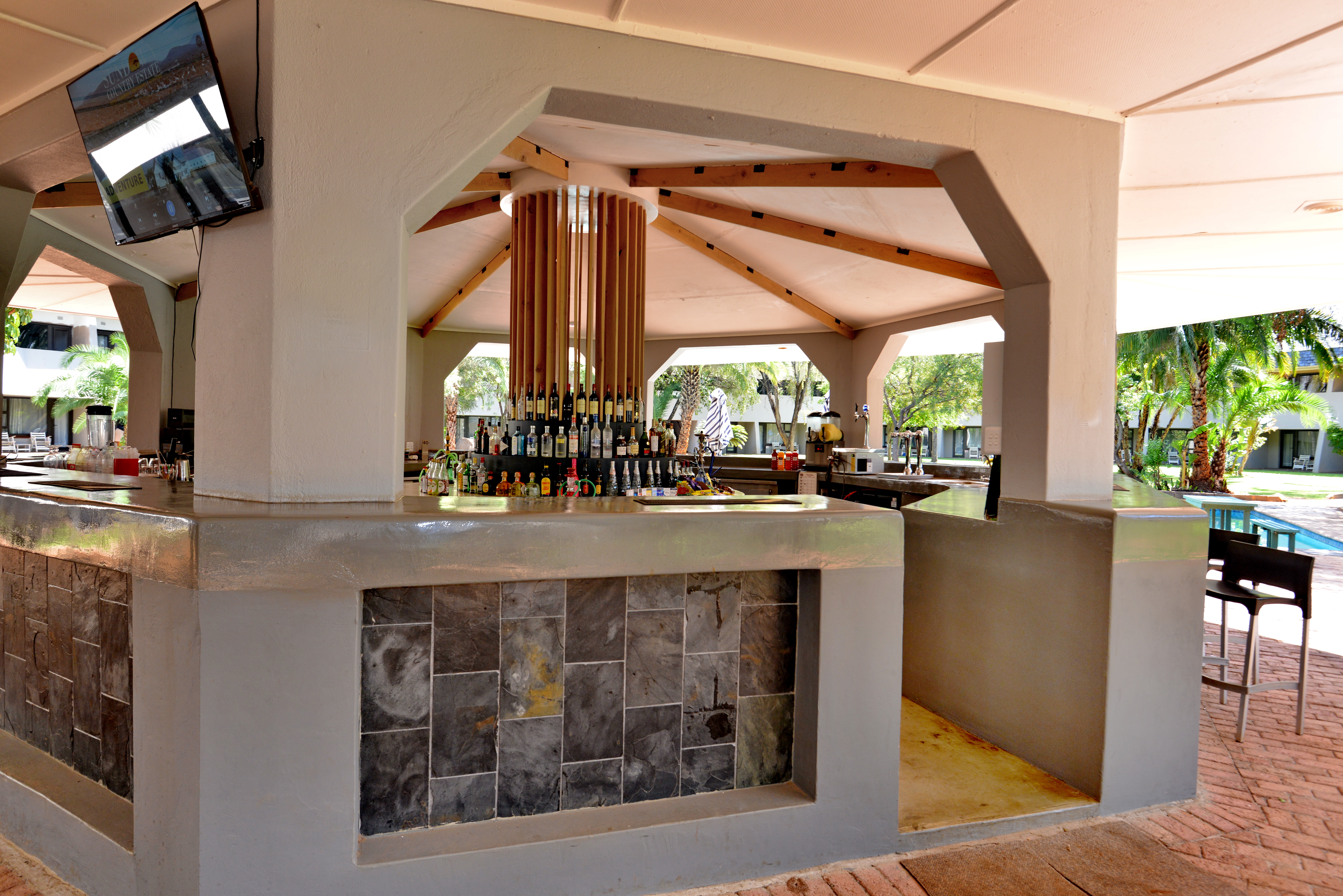 Bar and leisure facilities at Sundown Country Estate near Sun City