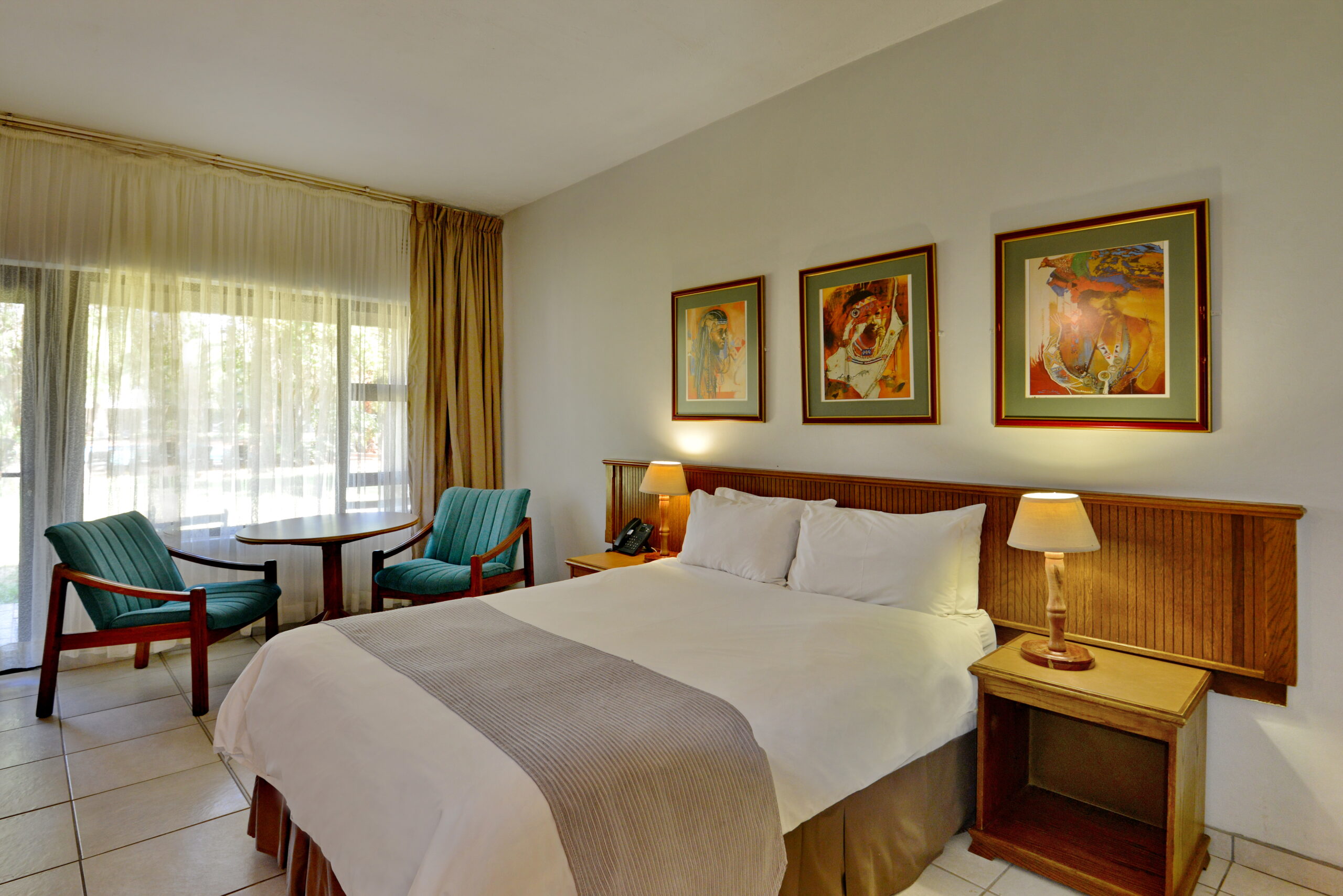 Hotel rooms near Sun City at Sundown Country Estate