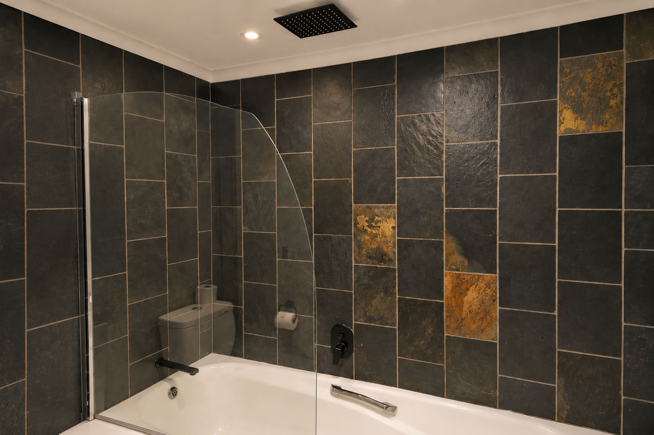 Executive Double Room bathroom with bath near Sun City