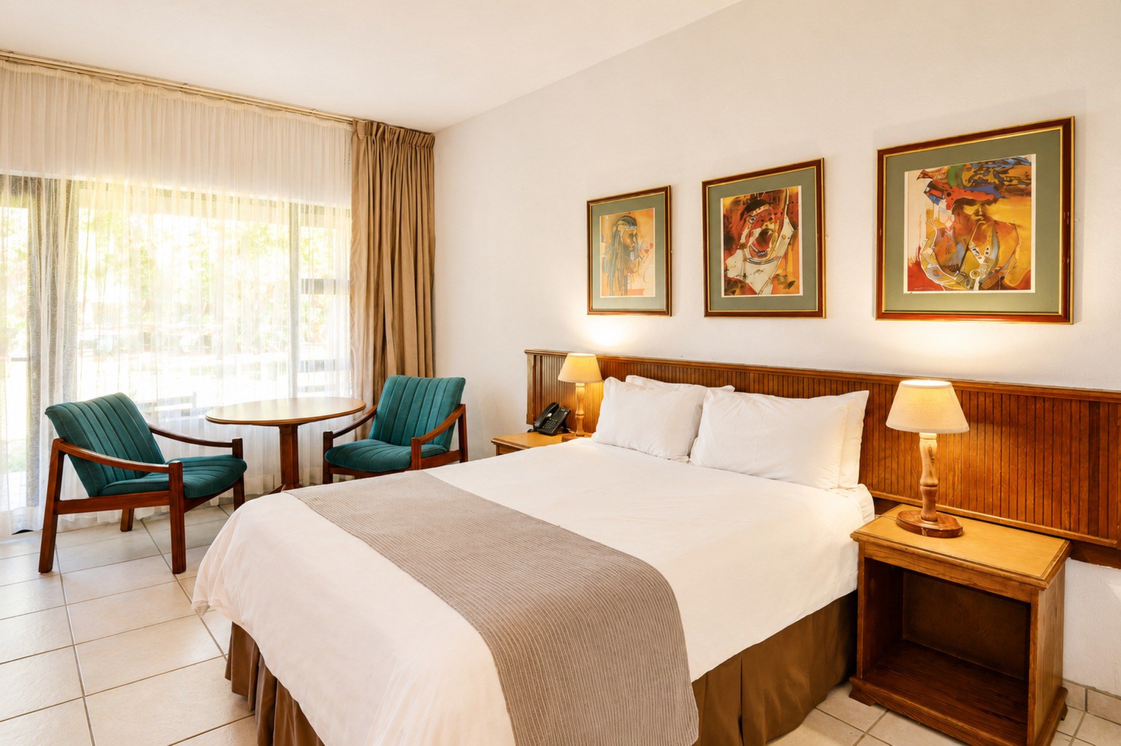 Executive Double Room near Sun City at Sundown Country Estate