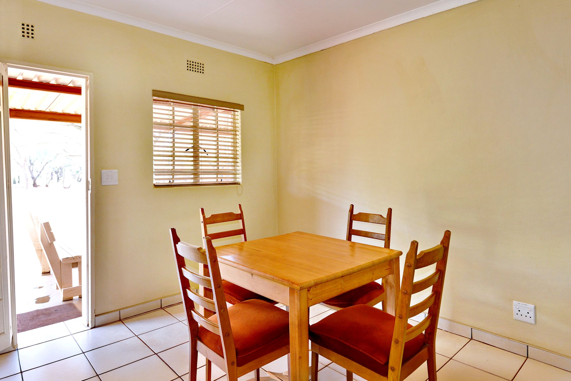 Executive One-Bedroom Chalet dining area near Sun City