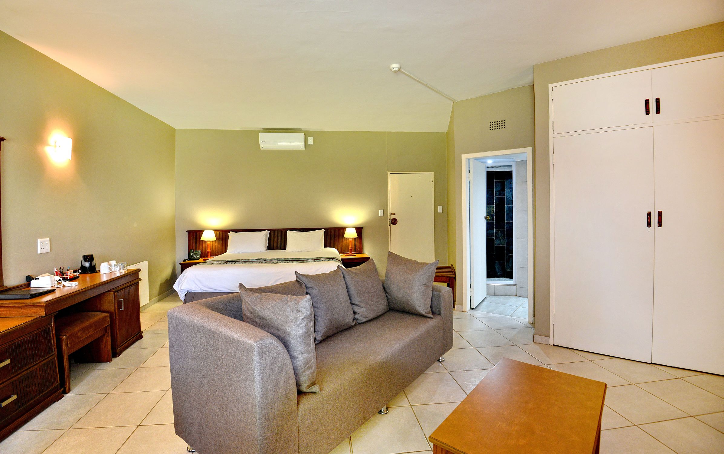 Family Suite main bedroom near Sun City at Sundown Country Estate